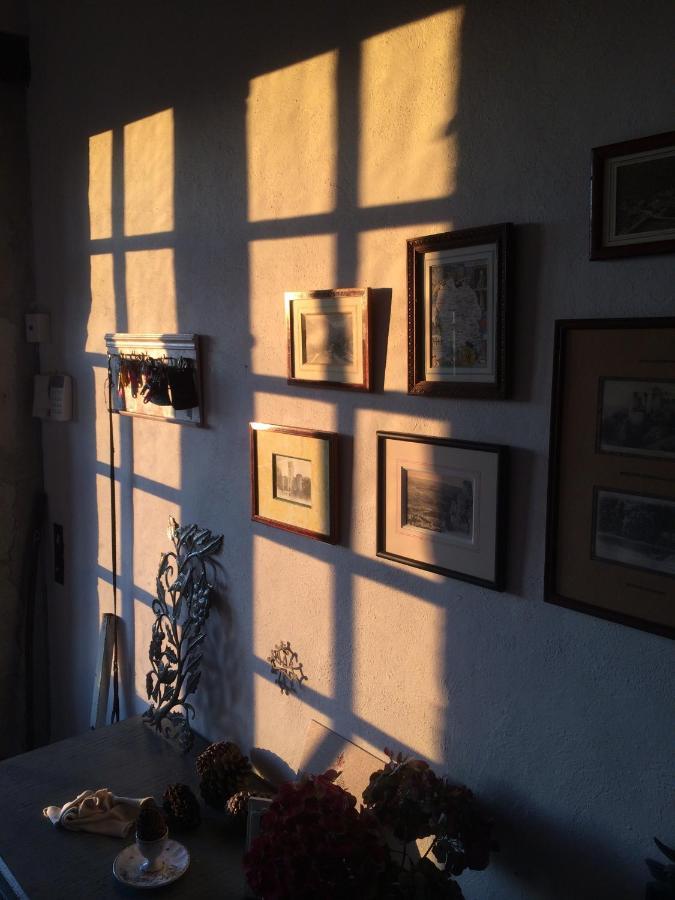 Chambre Dans Prieure De Caractere XVIII Siecle Planioles Buitenkant foto